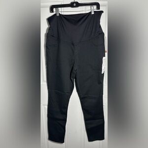 Isabel Maternity by Ingrid and Isabel - Black Skinny Pants, Overbelly